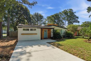 32 Briarcliff Dr, Charleston, SC 29407