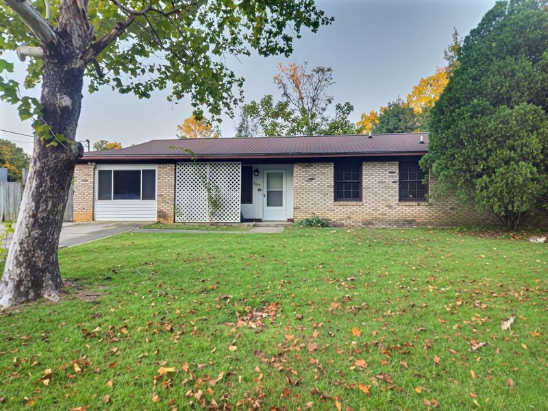 203 Eagle Dr, Summerville, SC 29485