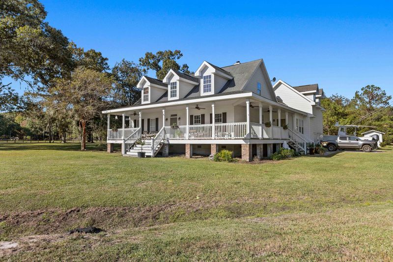 3680 Humbert Rd, Johns Island, SC 29455