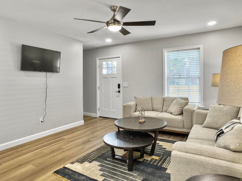 33 Athens Ct, Charleston, SC 29403
