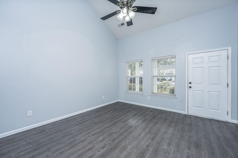 152 Black River Dr, Summerville, SC 29485