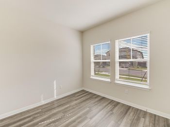 631 Wild Spur LN, Liberty Hill, TX 78642