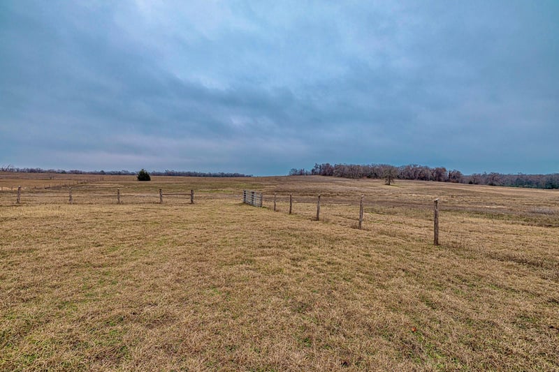 387 Cr 238 A, Cameron, TX 76520