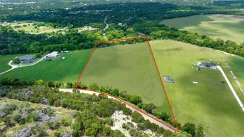 1395 Cr 207 RD, Liberty Hill, TX 78642