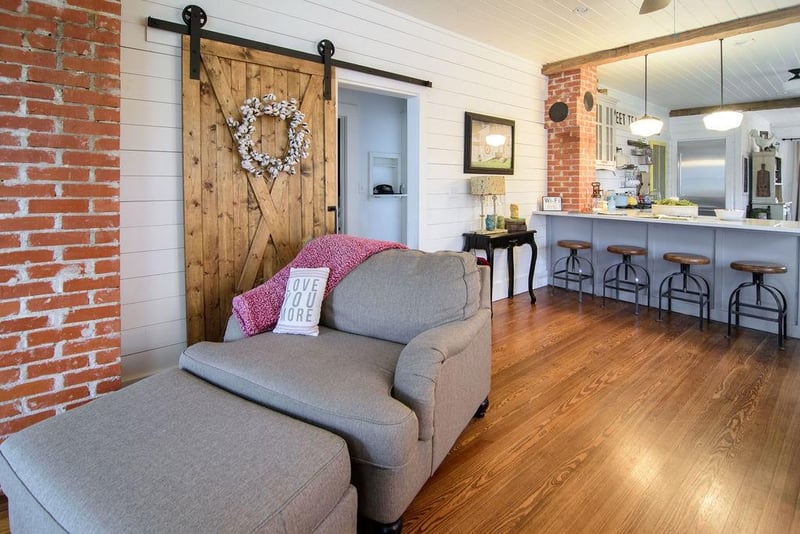 113 W Creek ST, Fredericksburg, TX 78624