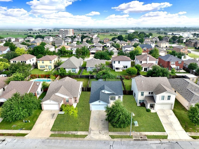 510 Glacier Point TRL, Taylor, TX 76574