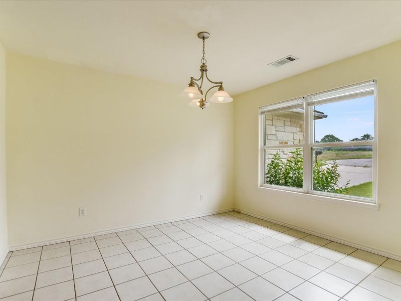 106 Bridalwood CT, Kingsland, TX 78639