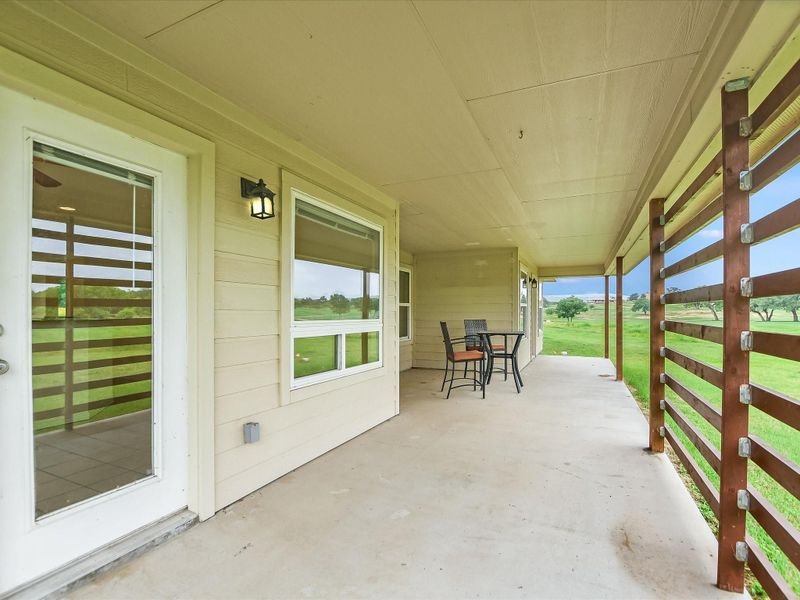 106 Bridalwood CT, Kingsland, TX 78639