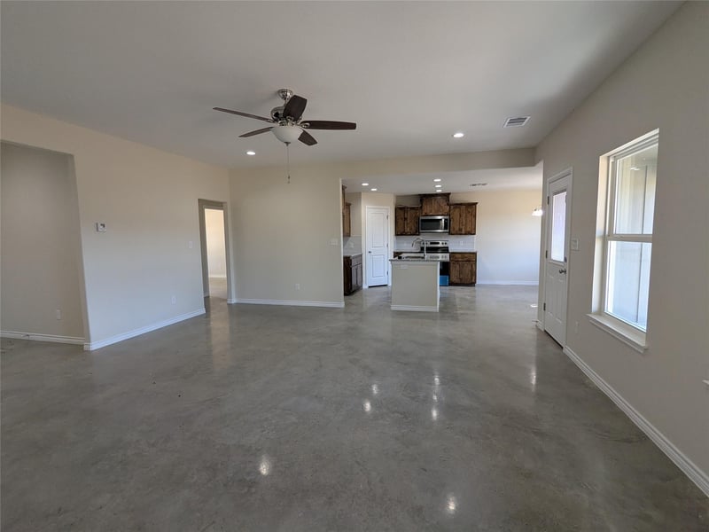 1023 Fieldstone DR, Lampasas, TX 76550