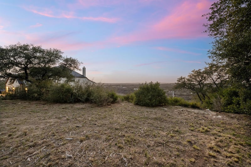 1724 Night Life CV, Spicewood, TX 78669