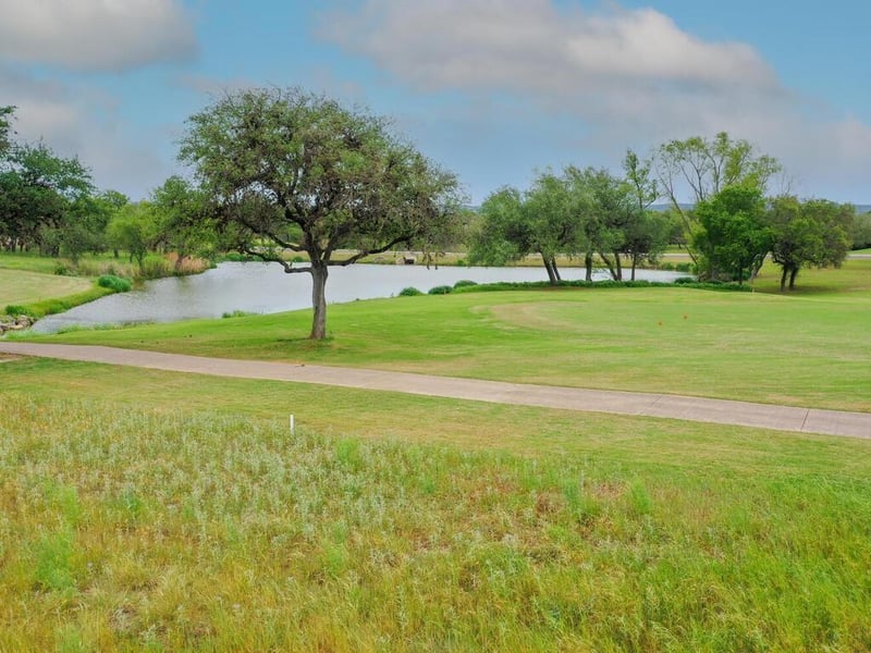 2101 Chipshot CT, Spicewood, TX 78669