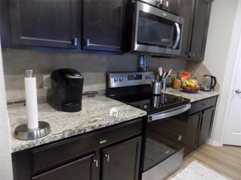 124 Rearden BLVD, Jarrell, TX 76537