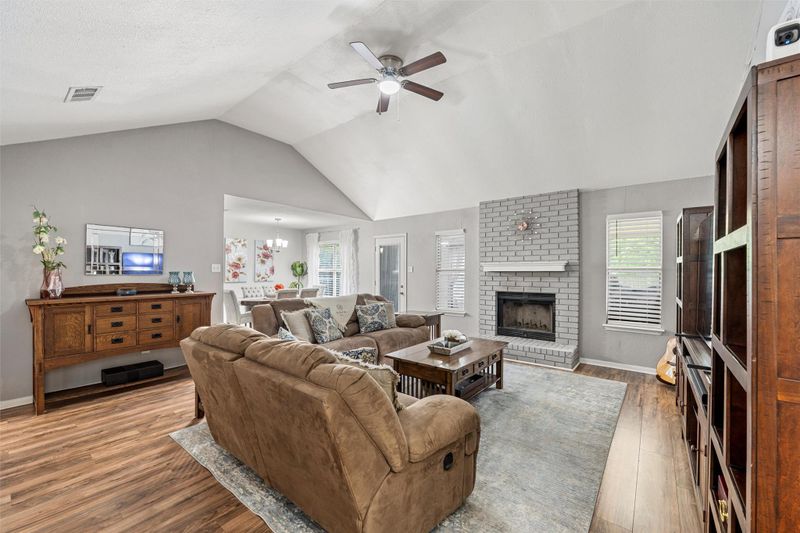 306 Southbrook DR, Killeen, TX 76542