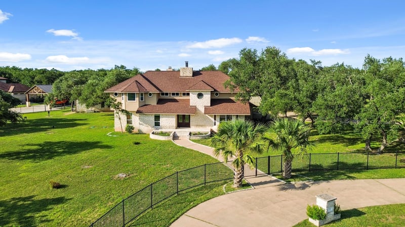 176 Logan Ranch RD, Georgetown, TX 78628