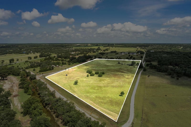680 County Road 285, Liberty Hill, TX 78642