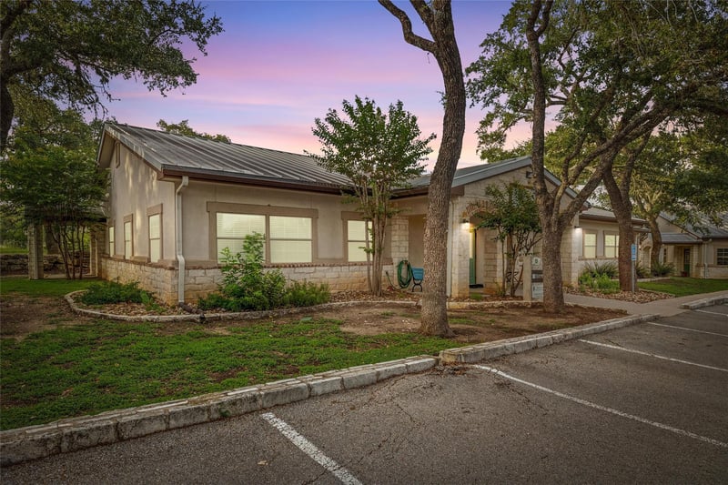 800 W Highway 290 #D, Dripping Springs, TX 78620