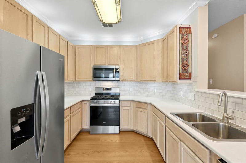 7500 Shadowridge Rn #34, Austin, TX 78749