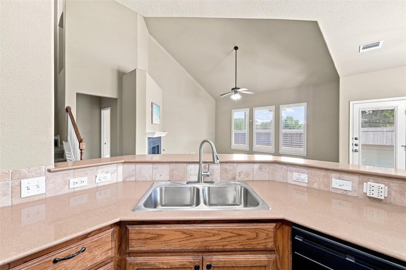 2409 Dovetail ST, Pflugerville, TX 78660