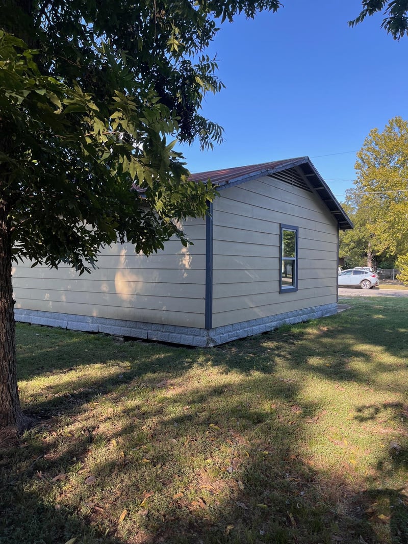 115 Guadalupe ST, Lockhart, TX 78644
