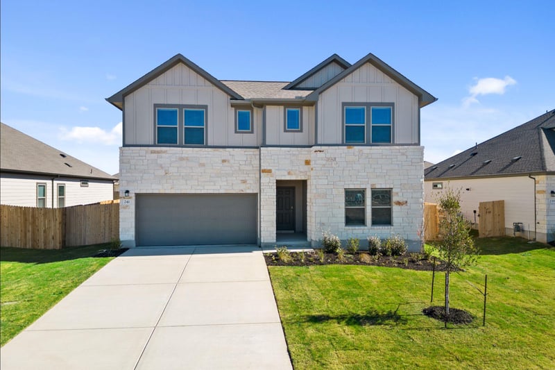 241 Red Tail Hawk LN, Cedar Creek, TX 78612