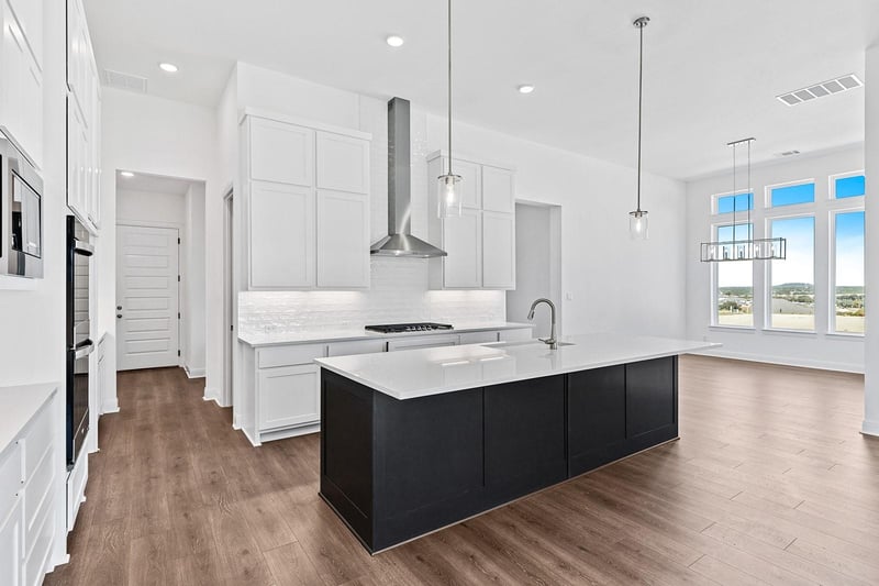 116 Uphill DR, Liberty Hill, TX 78642