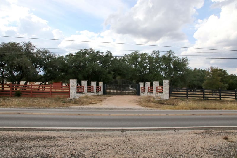 18001 Fm 150 W, Driftwood, TX 78619