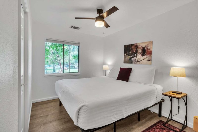 107-109 Scudder LN, Wimberley, TX 78676