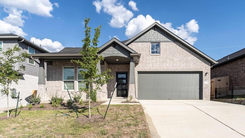 251 Grey Leaf RD, Buda, TX 78610