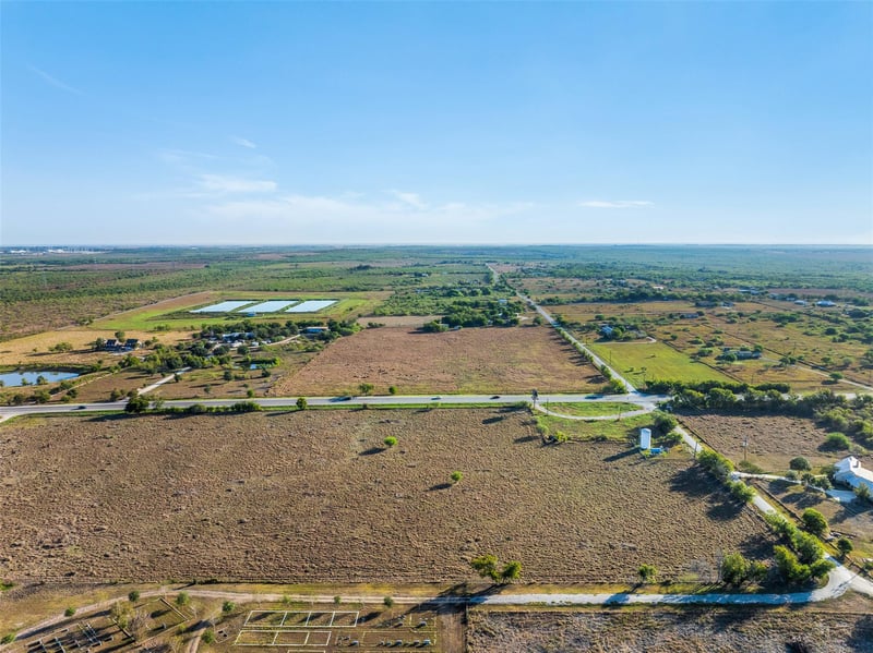 15350 San Marcos Hw, Martindale, TX 78655