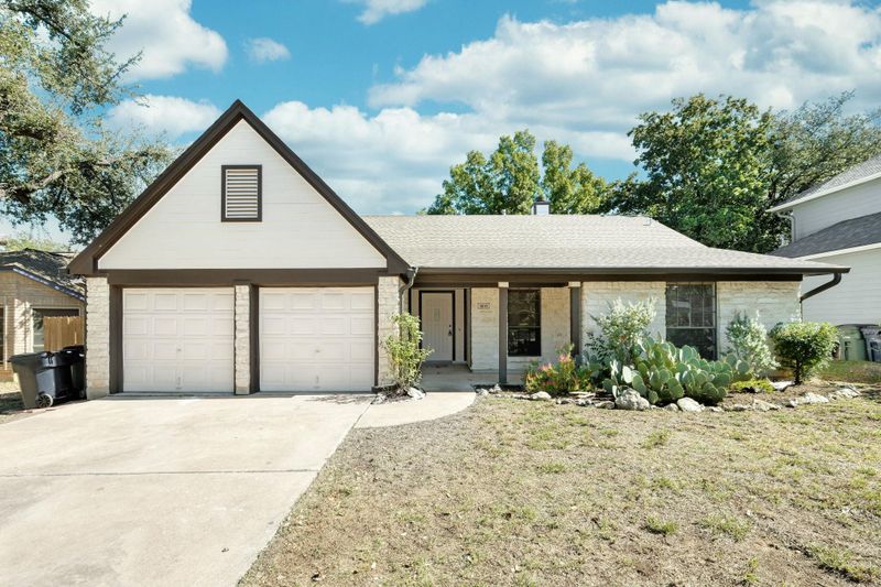 1810 Parkwood DR, Leander, TX 78641