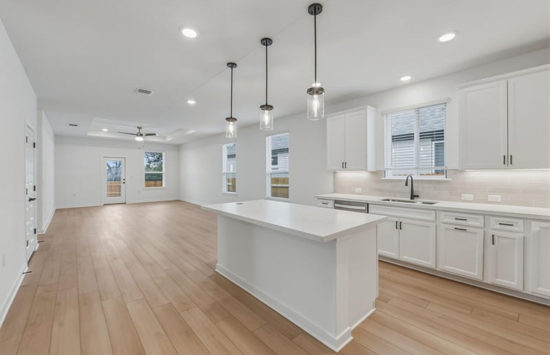 124 Adlai Ave, Georgetown, TX 78633