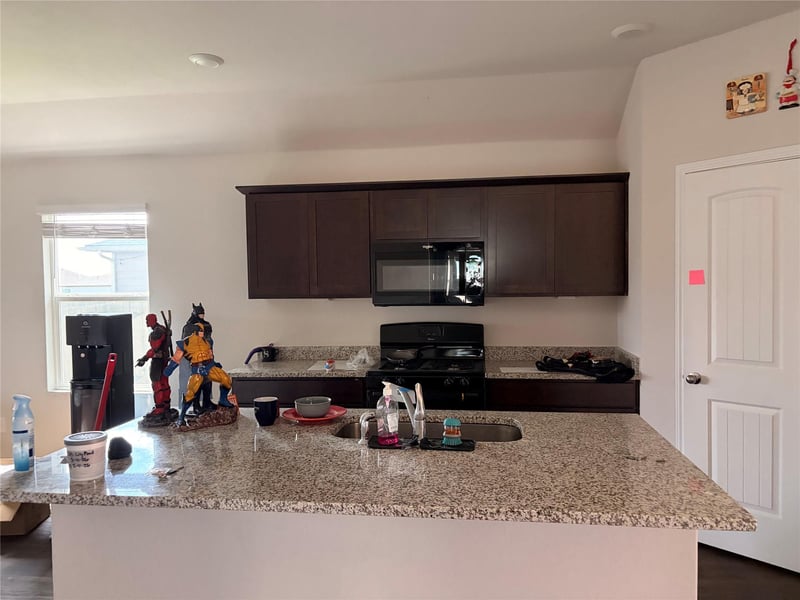 213 Lily Pond TRL, San Marcos, TX 78666