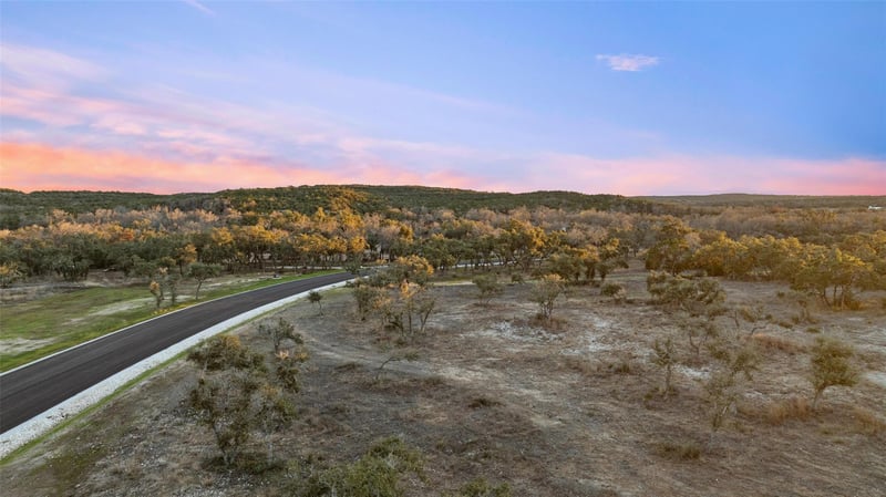 Lot 2 W Fitzhugh RD, Dripping Springs, TX 78620