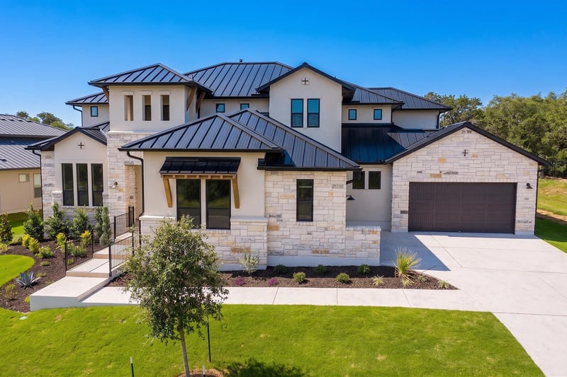 366 Crosswater LN, Dripping Springs, TX 78620