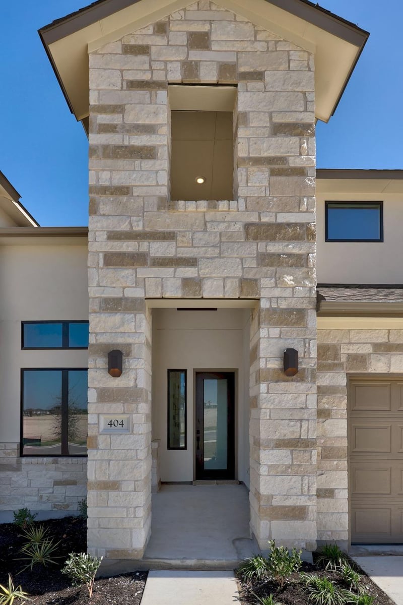 404 Sheepdog DR, Liberty Hill, TX 78642