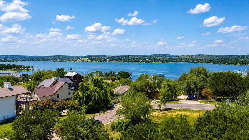503 Cascade CIR, Lago Vista, TX 78645