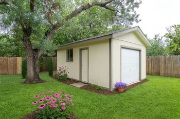 910 Garden View DR, Georgetown, TX 78628
