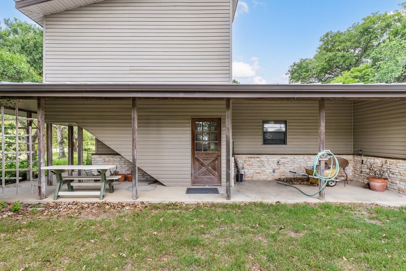 907 Horace Howard DR, San Marcos, TX 78666