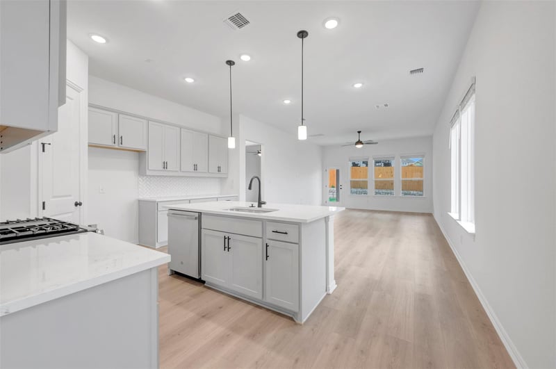 564 Darley Oak DR, Dripping Springs, TX 78620