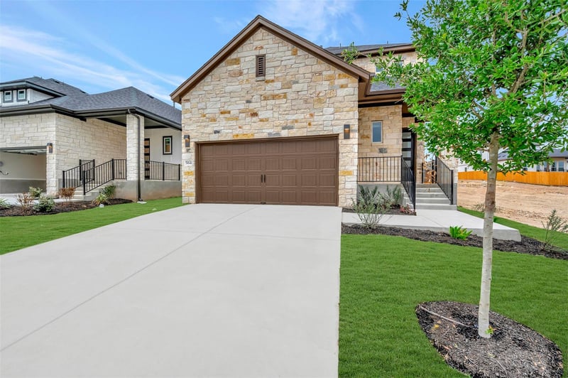564 Darley Oak DR, Dripping Springs, TX 78620
