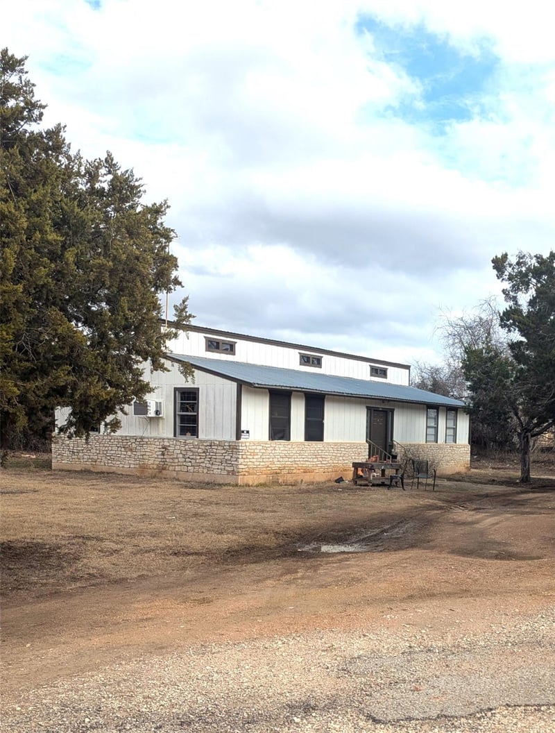 111 Rose DR, Dripping Springs, TX 78620