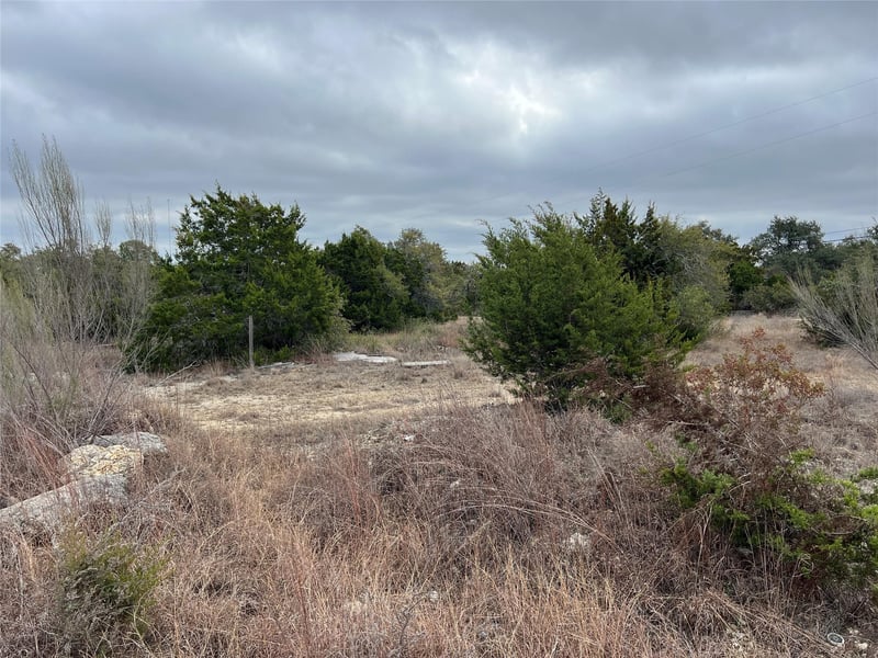 4 Anglin LN, Austin, TX 78737