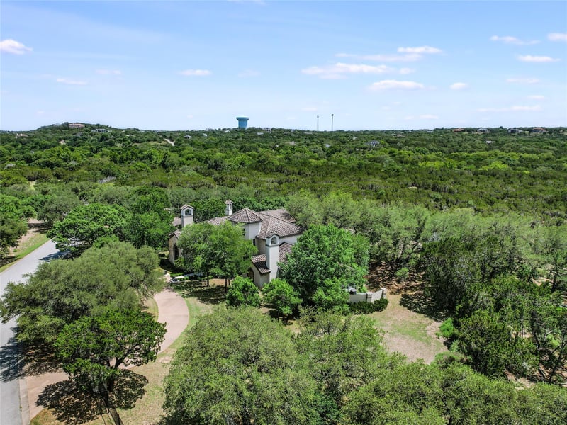 8611 Young LN, Austin, TX 78737