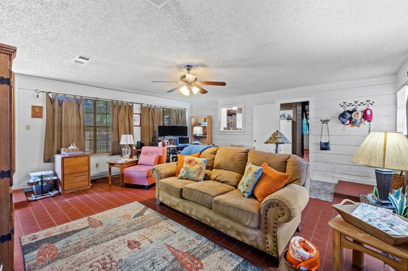 103 S Laurelwood DR S, Austin, TX 78733