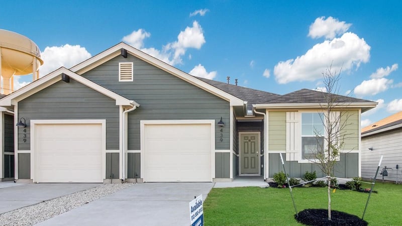 169 B Harrison XING, Uhland, TX 78640