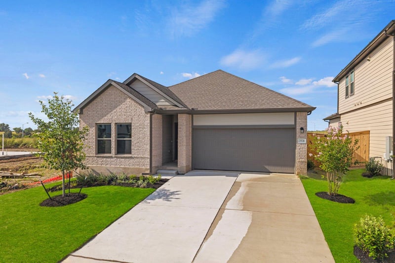 25536 Flora Bella LN, Elgin, TX 78621