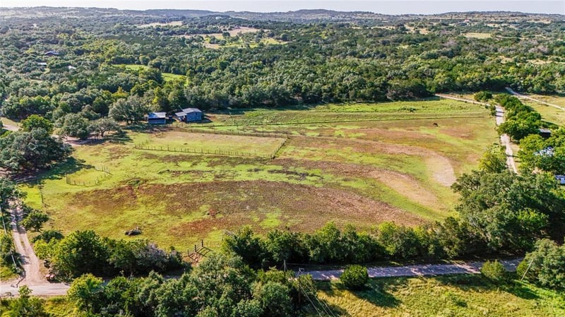 1750 Loop 165 Loop #B, Dripping Springs, TX 78620
