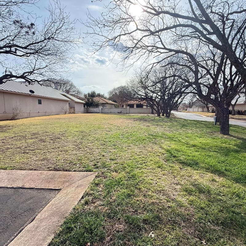 101 Menard CT, Horseshoe Bay, TX 78657