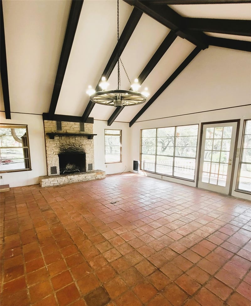 702 Cottonwood Creek RD, Dripping Springs, TX 78620