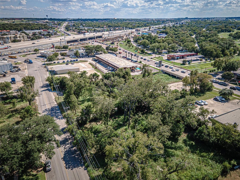 722 S Lbj DR, San Marcos, TX 78666
